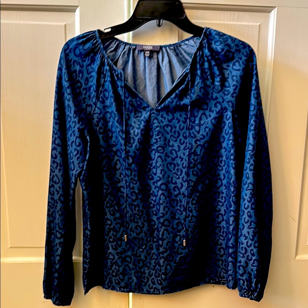 NYDJ Women's Chambray Cat Tie-neck Printed Peasant Blouse XXS